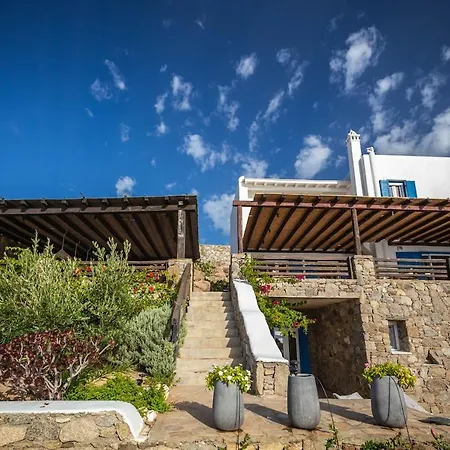 Villa Macaro With Direct Access *