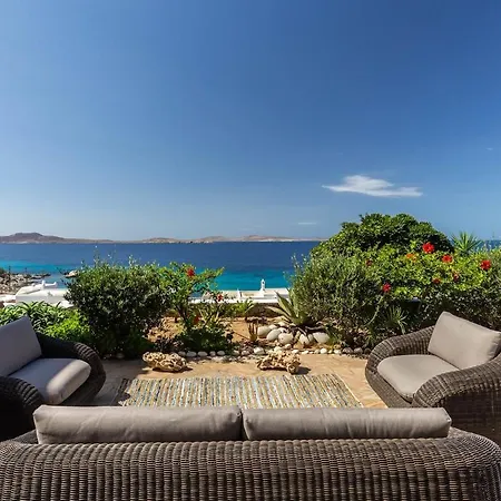 Villa Macaro With Direct Access *