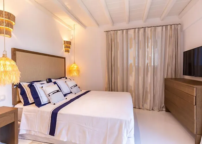 Macaro With Direct Access Mykonos Town