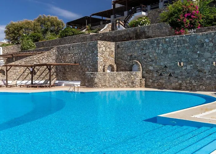 Villa Macaro With Direct Access