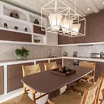 Macaro With Direct Access Vila