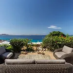 Vila Macaro With Direct Access *