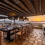 Vila Macaro With Direct Access