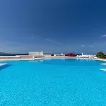 Vila Macaro With Direct Access