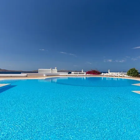 Villa Macaro With Direct Access